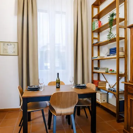 Apartamento Elegantis Trastevere Comfortable In The Heart Of Historic