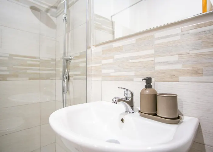 Elegantis Trastevere Comfortable In The Heart Of Historic Apartamento Roma